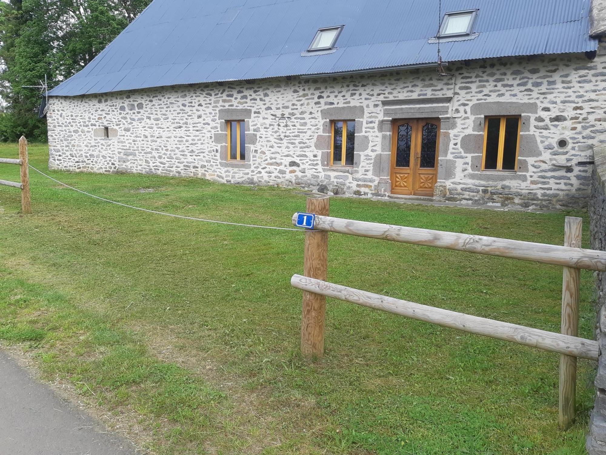 Gite A La Campagne Condat  Esterno foto